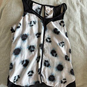 Going out backless tank